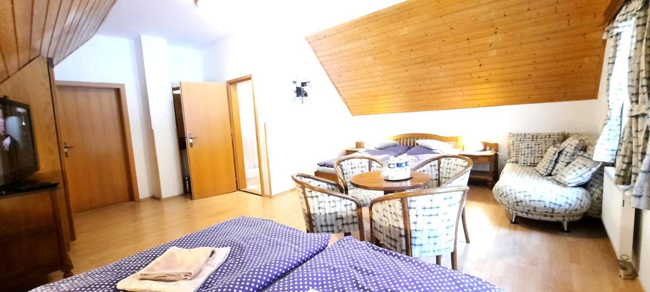 Hotel Perla Jizery Josefŭv Dŭl Kültér fotó