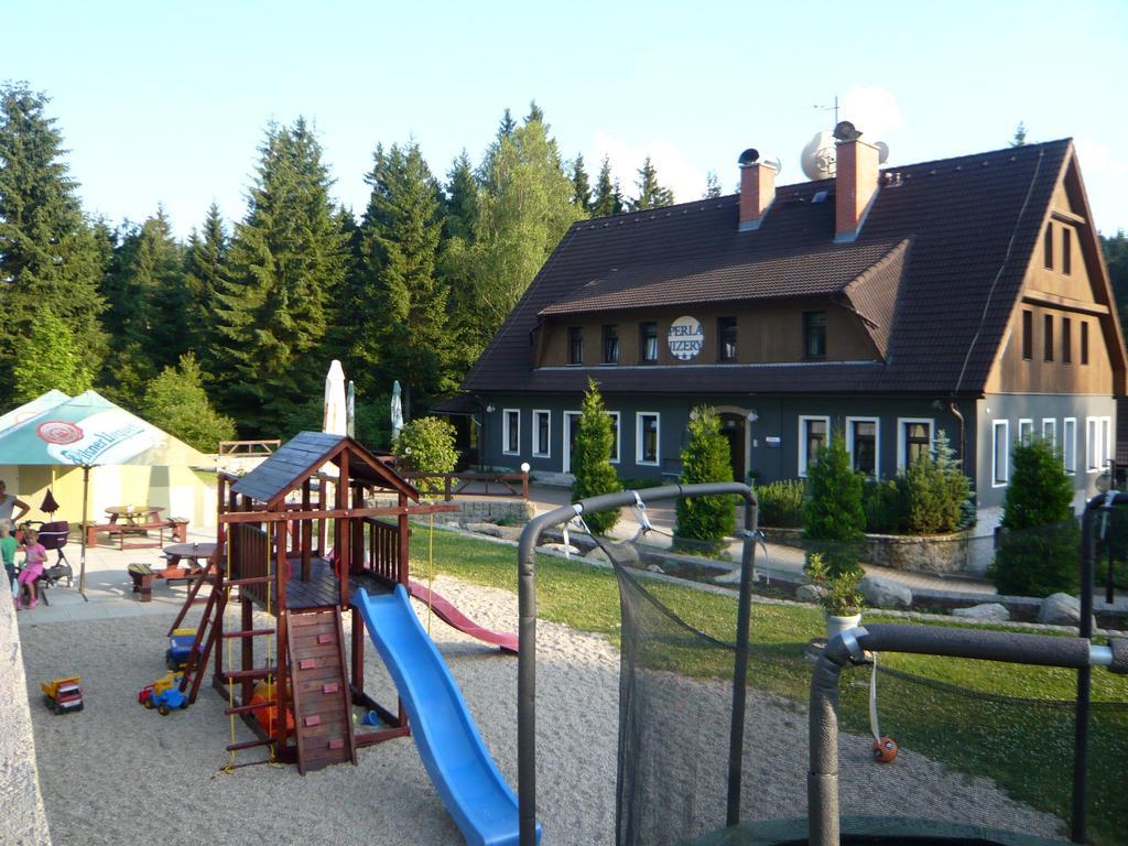 Hotel Perla Jizery Josefŭv Dŭl Kültér fotó