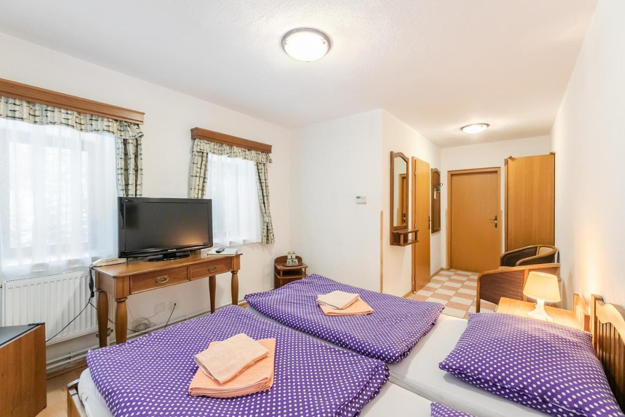 Hotel Perla Jizery Josefŭv Dŭl Kültér fotó