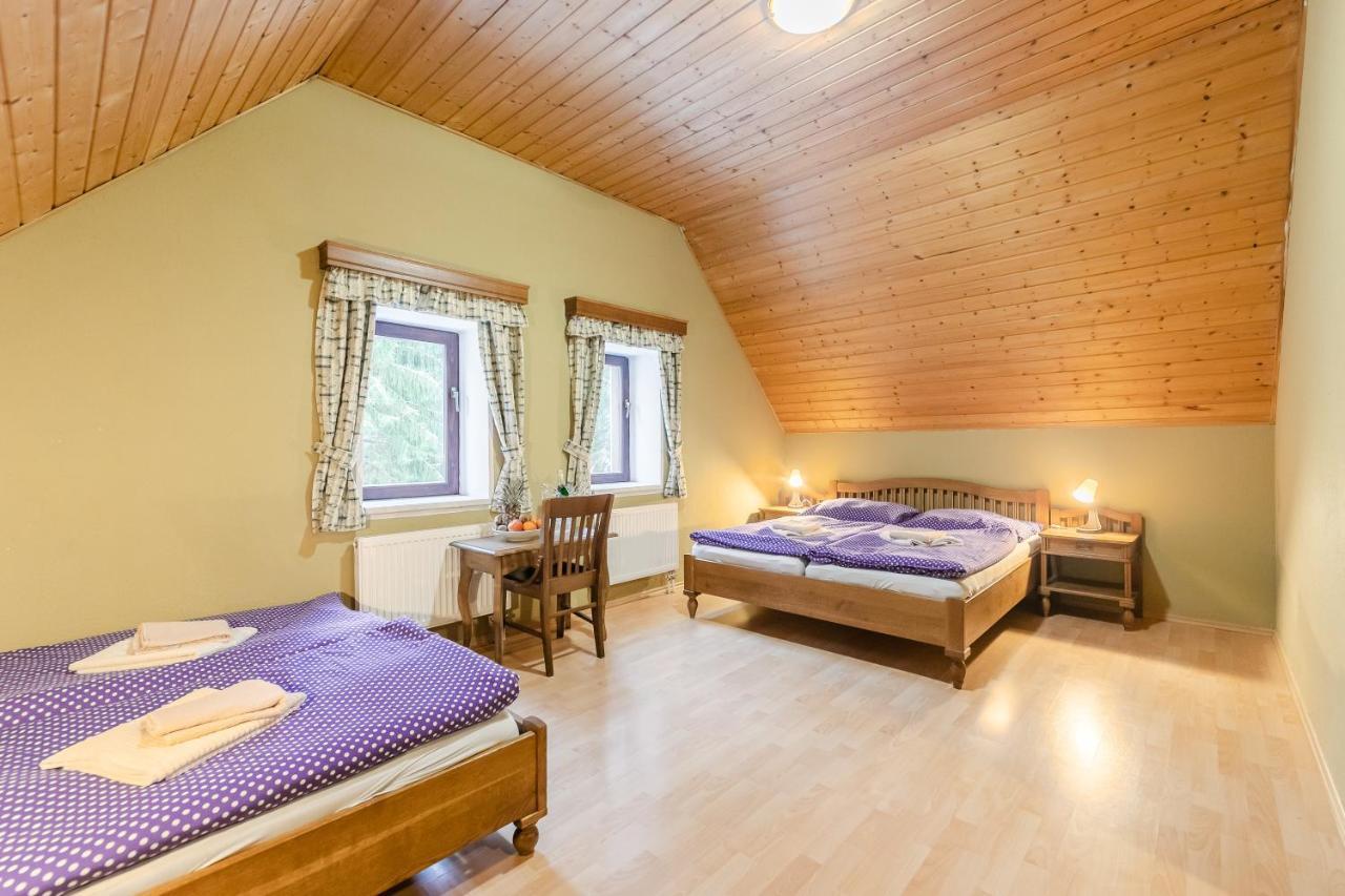 Hotel Perla Jizery Josefŭv Dŭl Kültér fotó