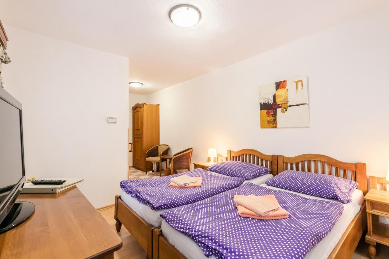 Hotel Perla Jizery Josefŭv Dŭl Kültér fotó
