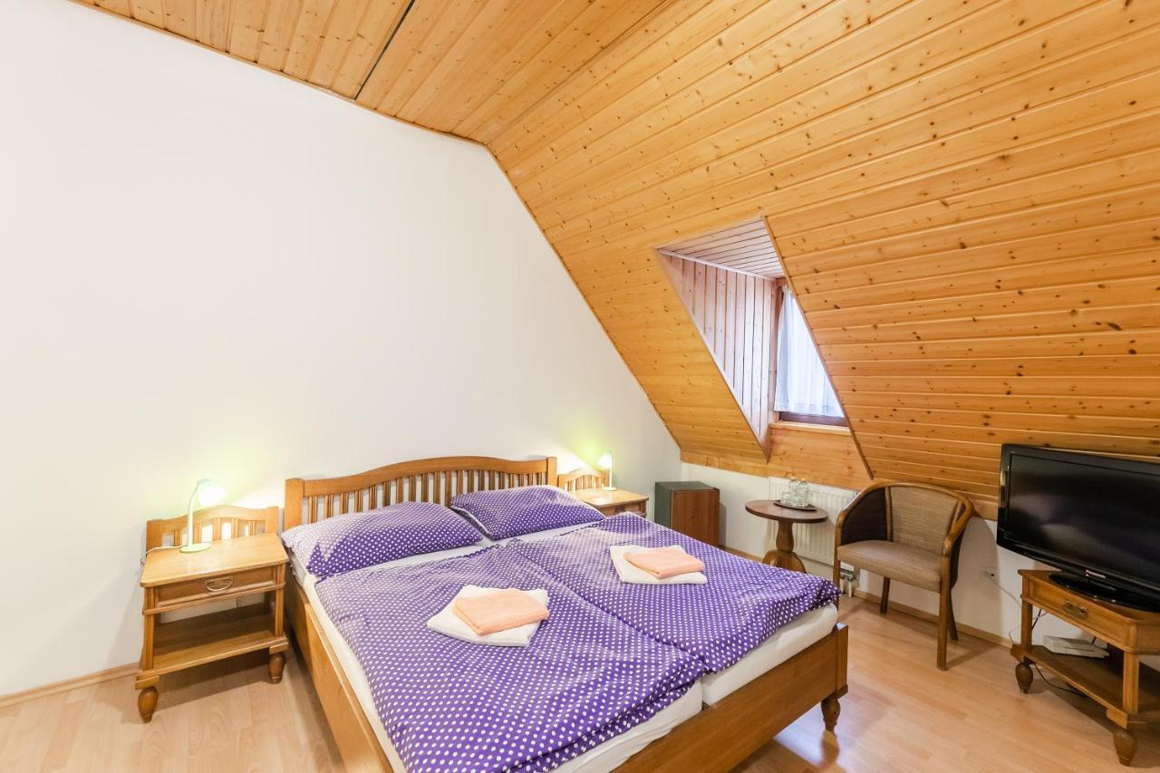Hotel Perla Jizery Josefŭv Dŭl Kültér fotó