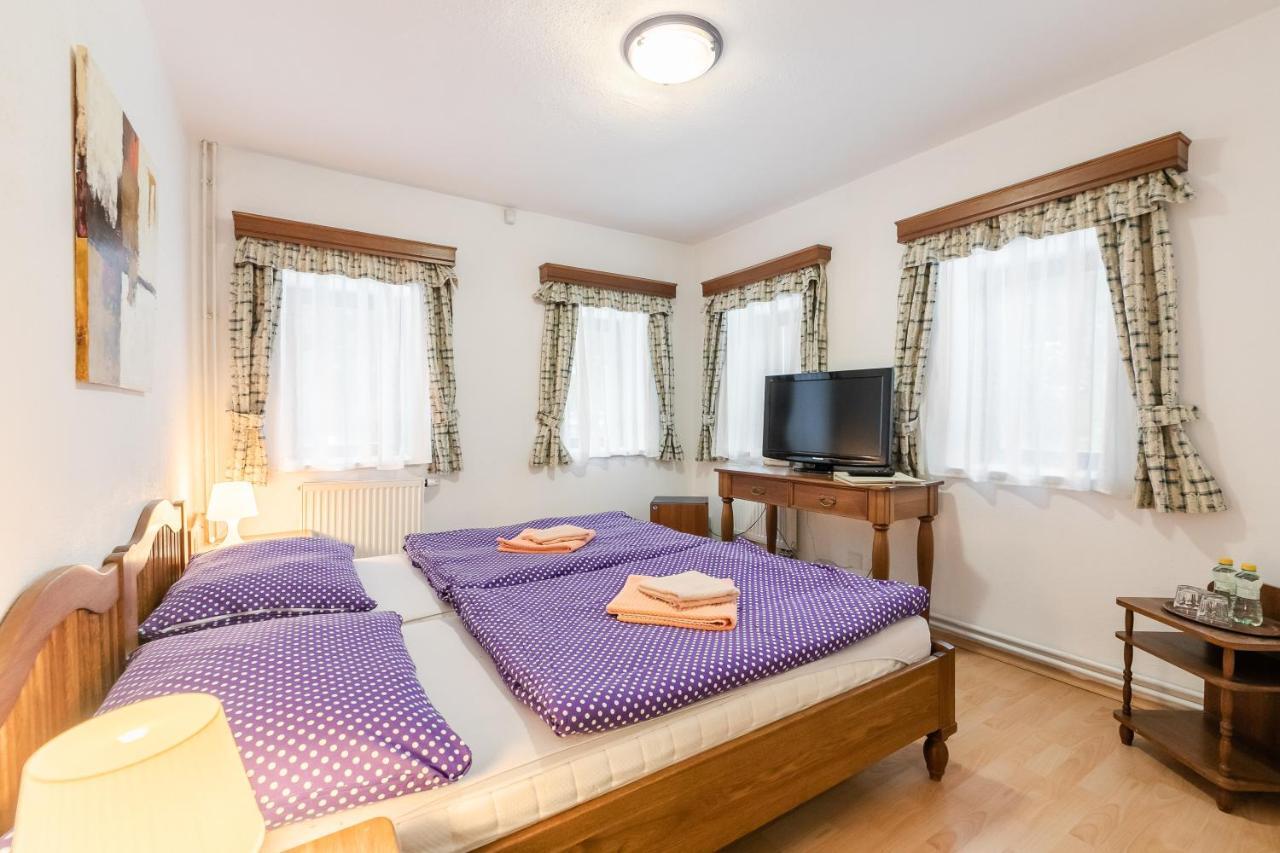 Hotel Perla Jizery Josefŭv Dŭl Kültér fotó
