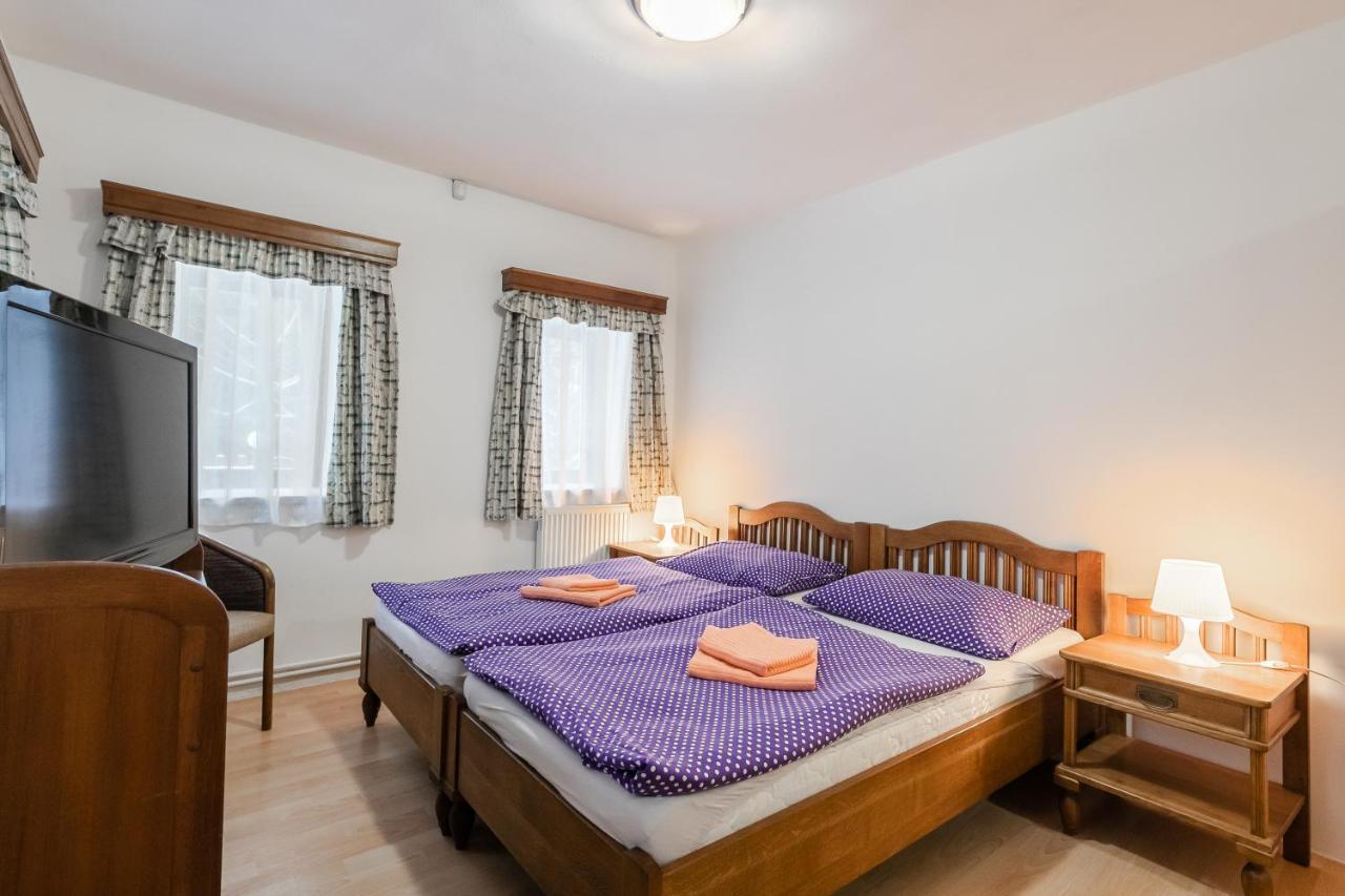 Hotel Perla Jizery Josefŭv Dŭl Kültér fotó