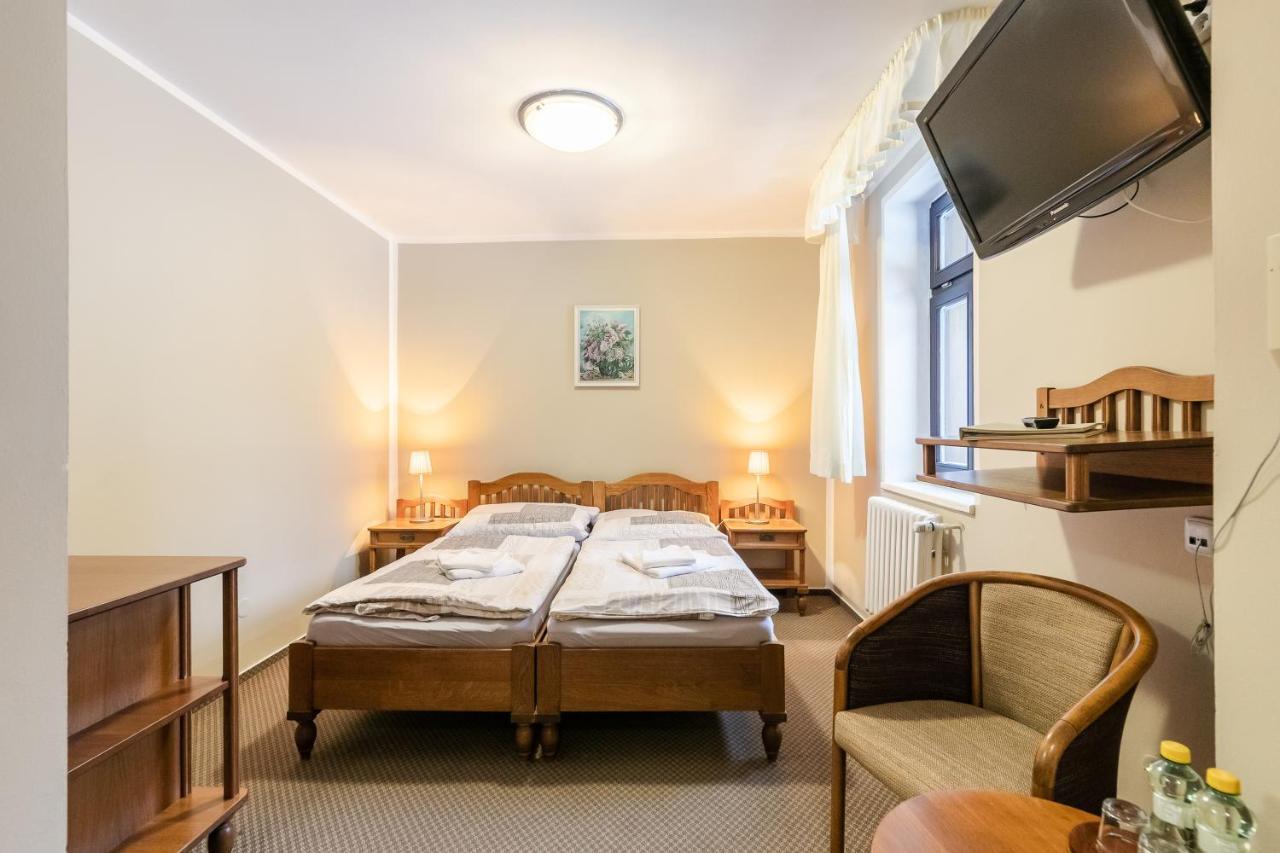 Hotel Perla Jizery Josefŭv Dŭl Kültér fotó